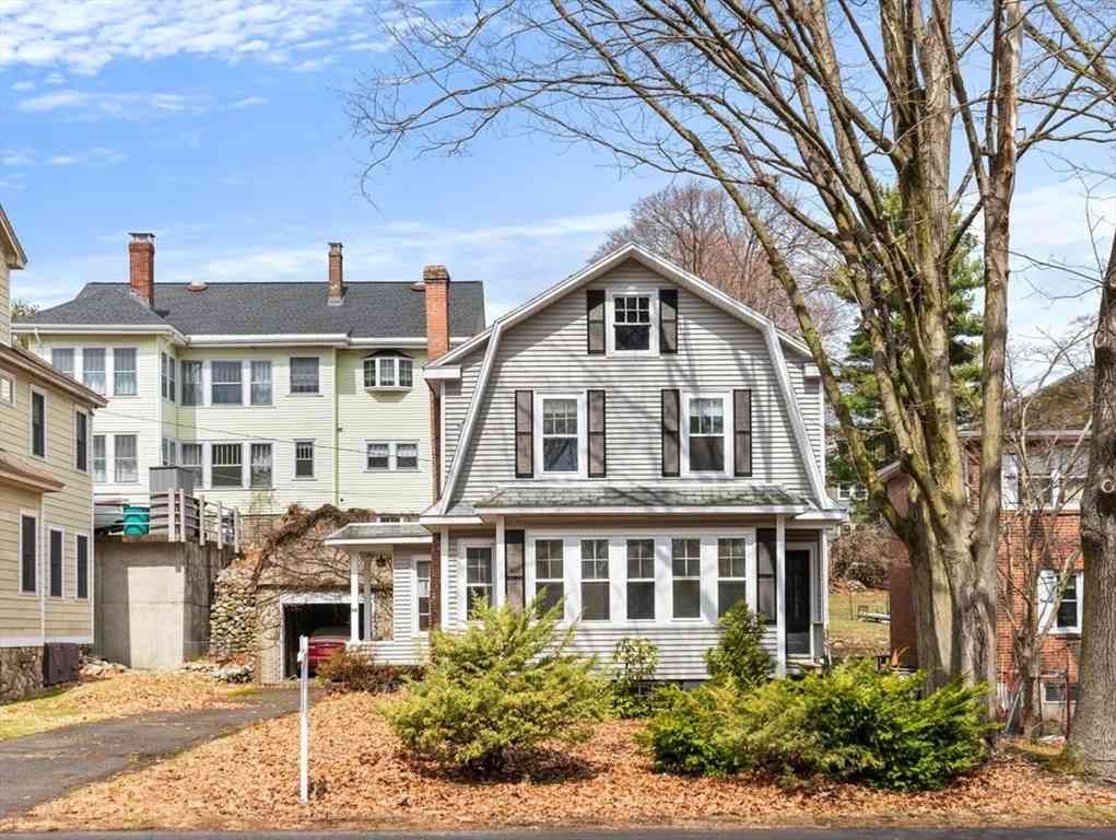 Homes For Sale - 312 Charles River Rd<br/> Watertown, MA 02472