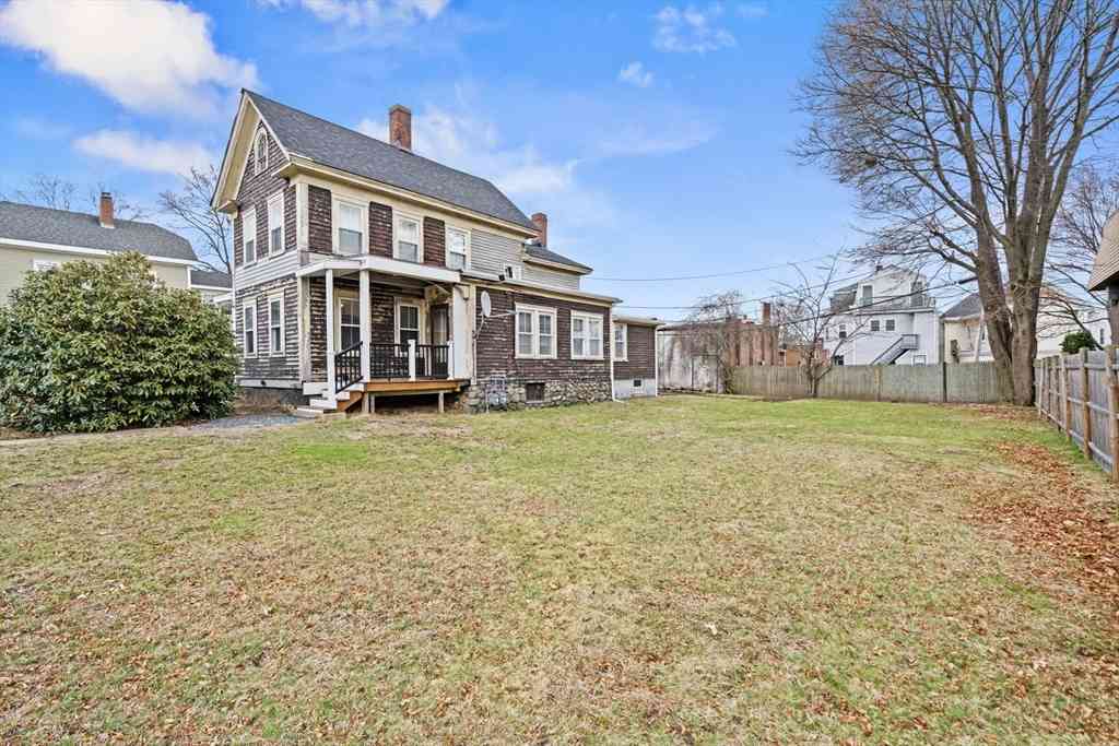 Apartment For Rent - 24 Chestnut St #1<br/> Wakefield, MA 01880