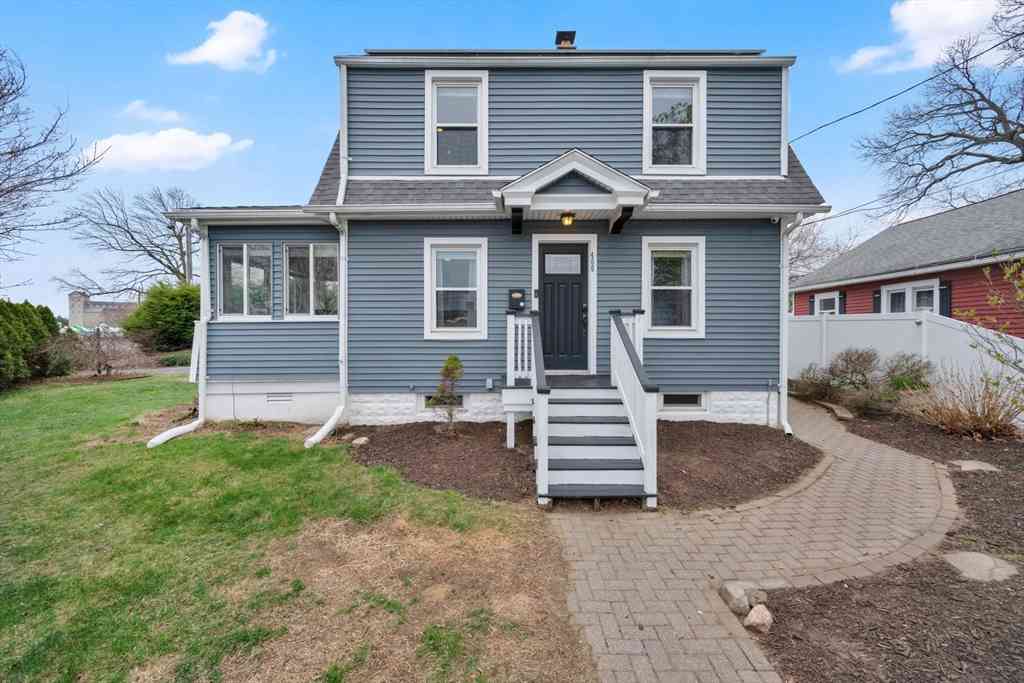 Homes For Sale - 400 El Paso St<br/> Springfield, MA 01104