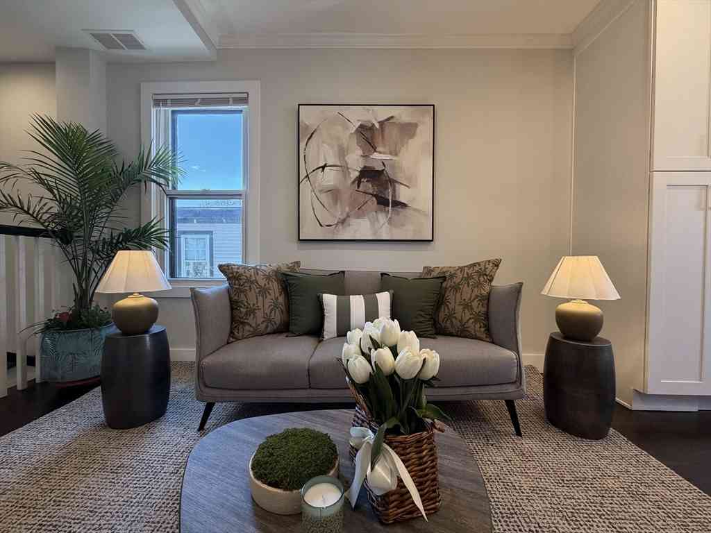 Condo For Sale - 57 Hurley St #3<br/> Cambridge, MA 02141