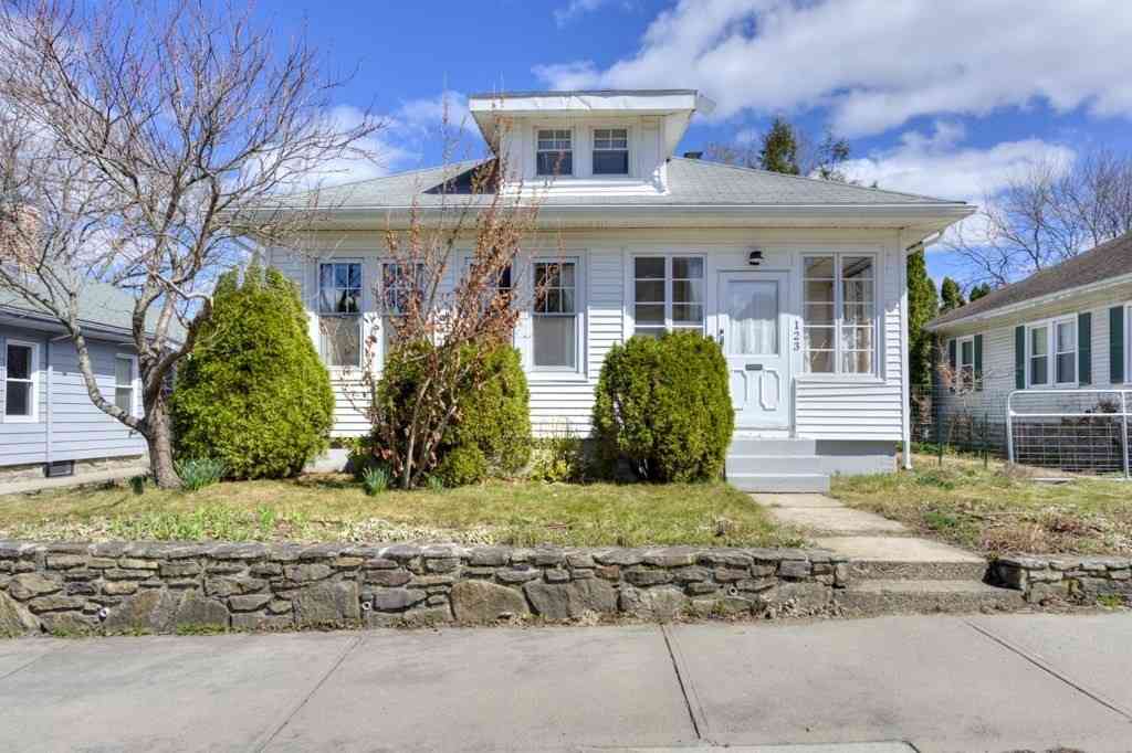 Homes For Sale - 123 Dana Ave<br/> Worcester, MA 01604