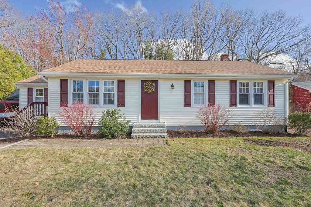 Homes For Sale - 9 Forestdale Rd<br/> Worcester County, Paxton, MA 01612