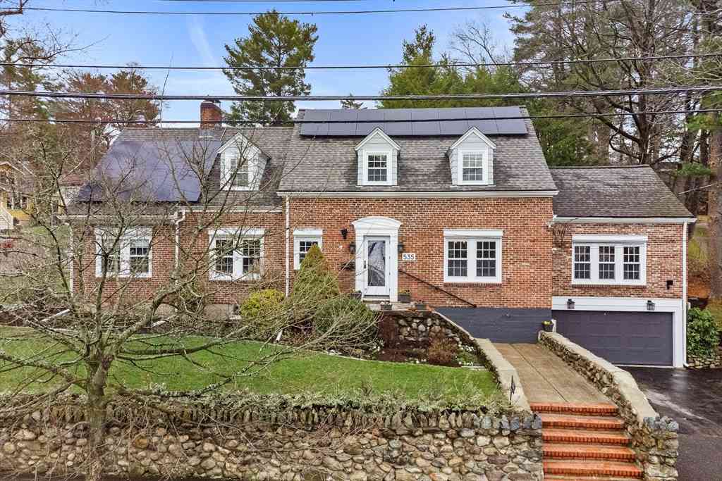 Homes For Sale - 535 Great Plain Ave<br/> Norfolk County, Needham, MA 02492