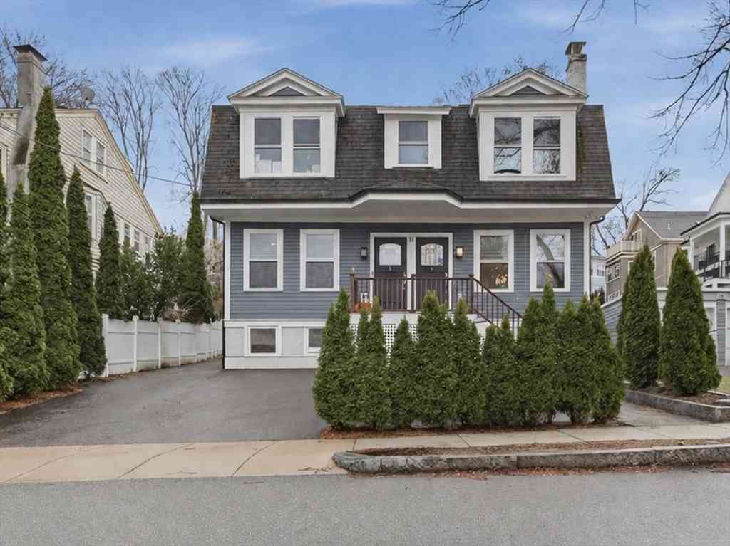 Condo For Sale - 11 Ricker Ter #1<br/> Middlesex County, Newton, MA 02458