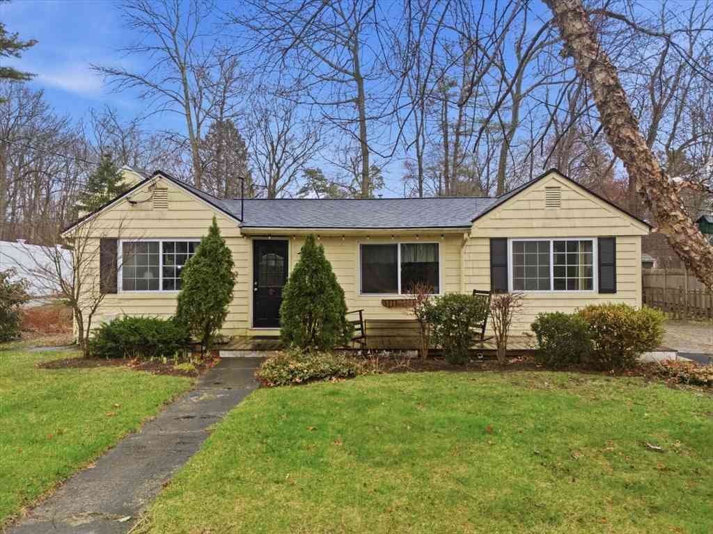 Homes For Sale - 4 Town Road<br/> Middlesex County, Littleton, MA 01460