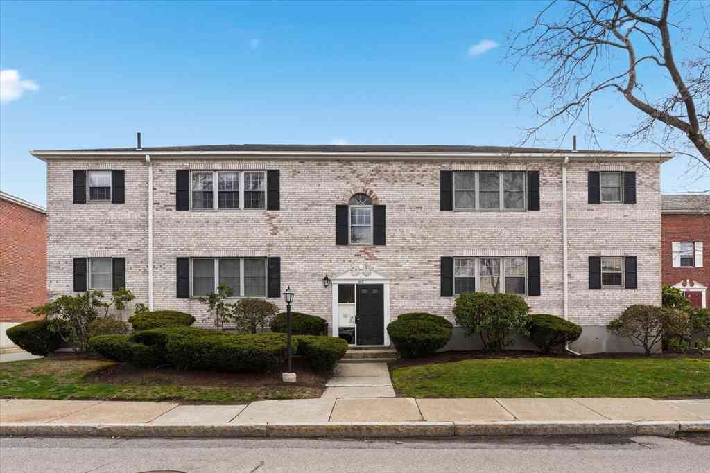 Condo For Sale - 207 Lake Shore #2<br/> Boston, MA 02135