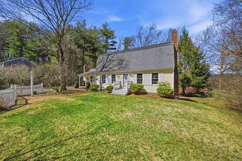 Homes For Sale - 182 East St<br/> Plymouth County, Duxbury, MA 02332