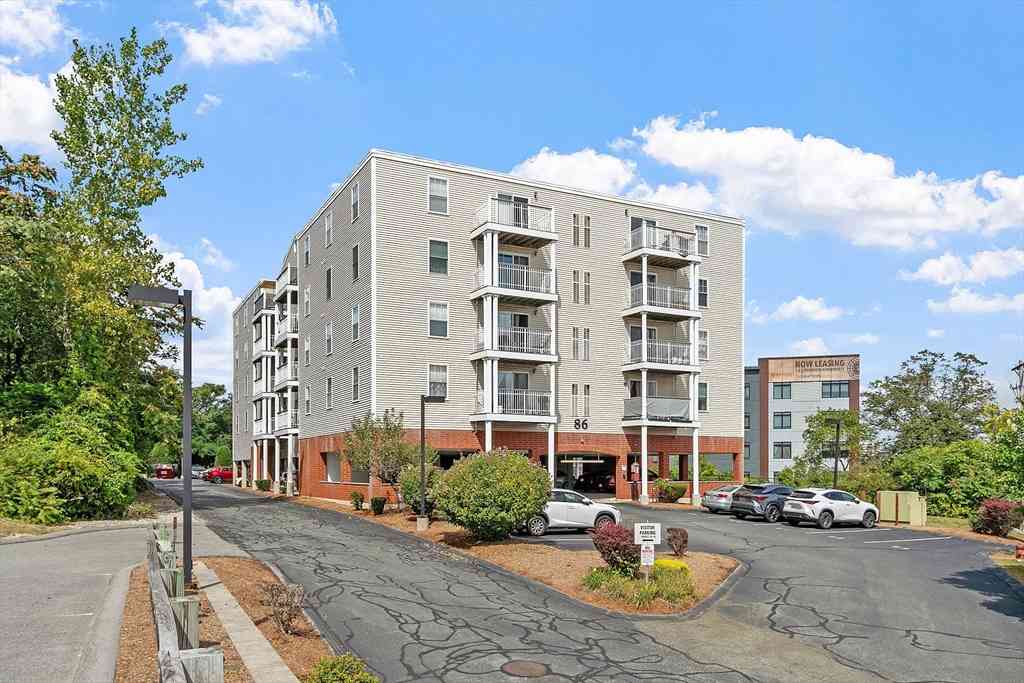 Condo For Sale - 86 East Howard Street #107<br/> Quincy, MA 02169