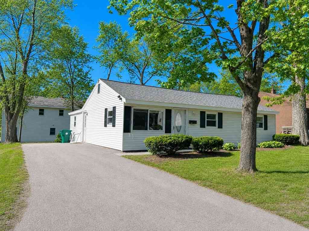 Homes For Rent - 36 Candice Street<br/> Clinton, MA 01510