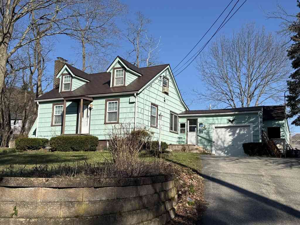 Homes For Sale - 3 Ferry Rd<br/> Haverhill, MA 01835