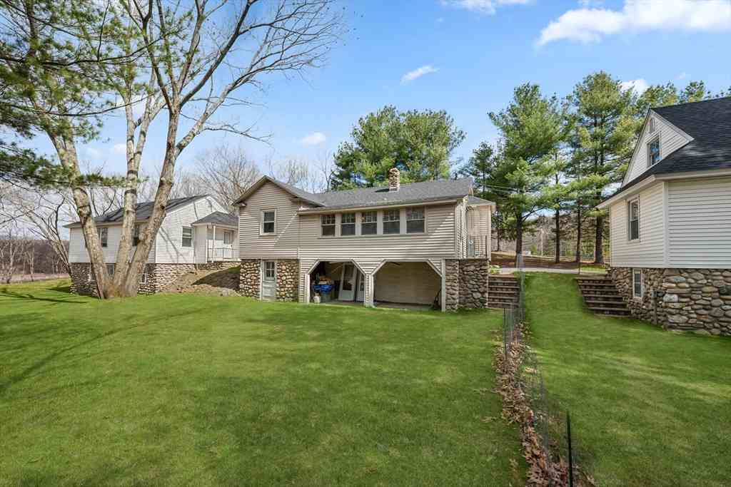 Homes For Sale - 22 Shirley Ln<br/> Worcester County, Shrewsbury, MA 01545