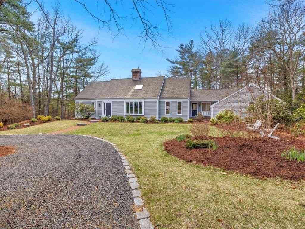 Homes For Sale - 14 Forge Way<br/> Plymouth County, Duxbury, MA 02332
