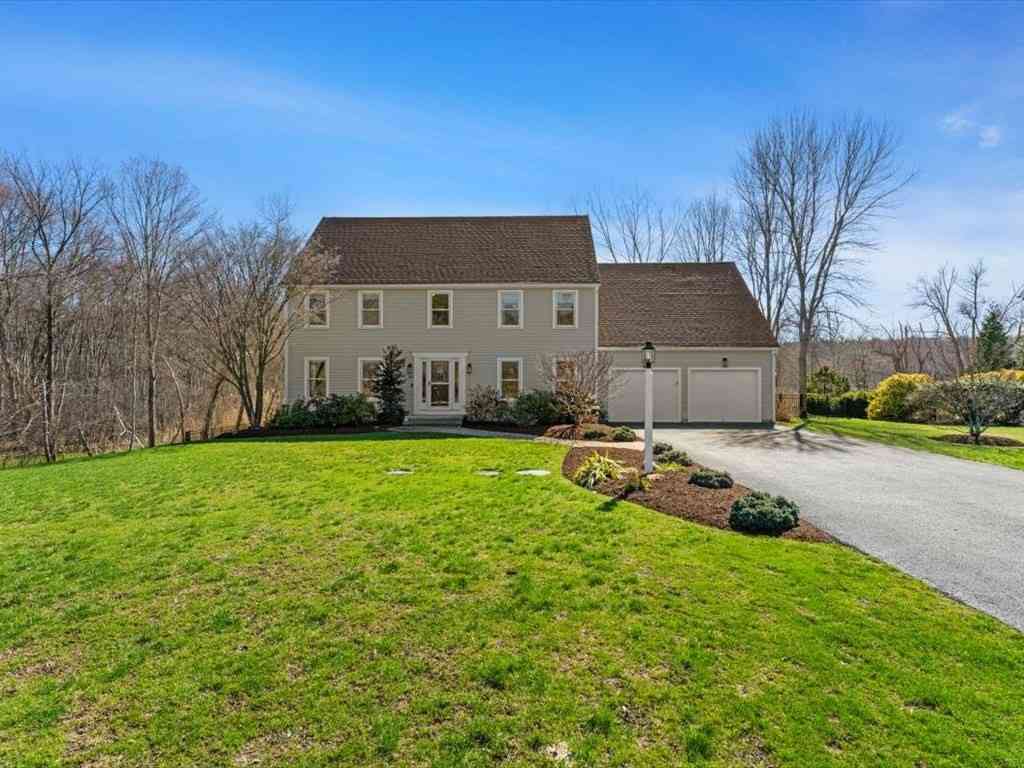 Homes For Sale - 30 Alprilla Farm Rd<br/> Middlesex County, Hopkinton, MA 01748