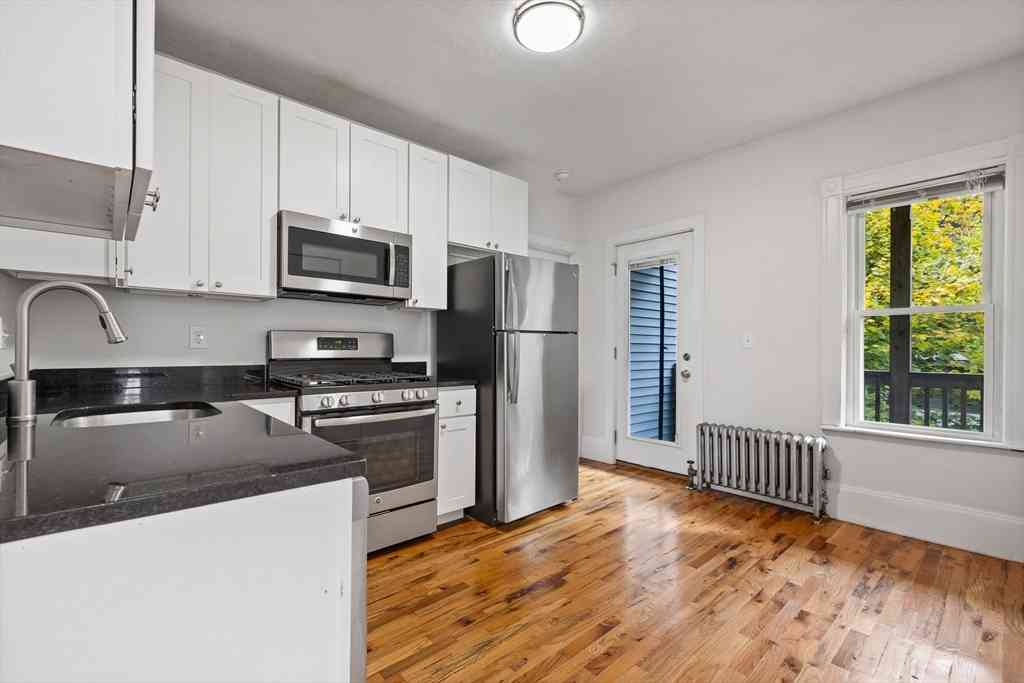 Homes For Rent - 39 Bradley Street<br/> Somerville, MA 02145