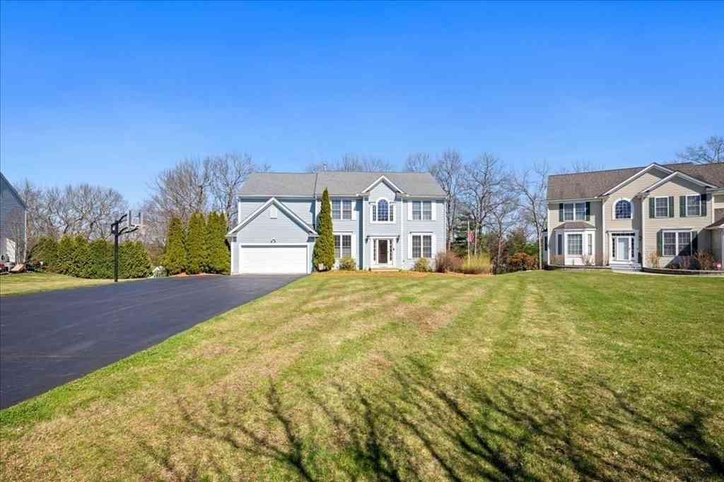 Homes For Sale - 16 Blackstone Ln<br/> Worcester County, Grafton, MA 01560