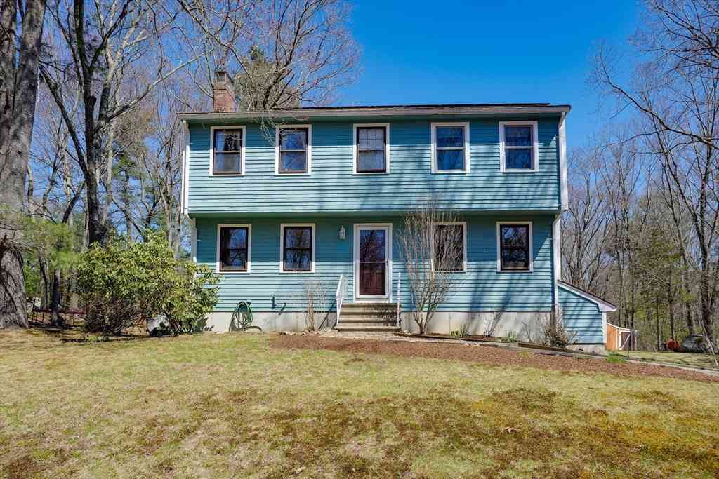 Homes For Sale - 8 Innsbruck Way<br/> Norfolk County, Franklin, MA 02038