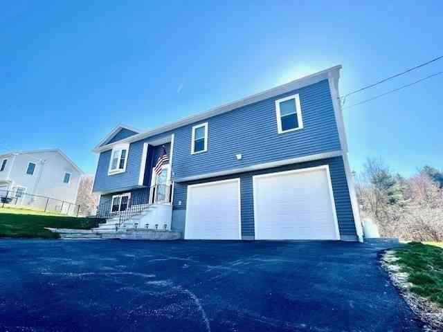 Homes For Sale - 4 Valley View Dr<br/> Worcester County, Spencer, MA 01562