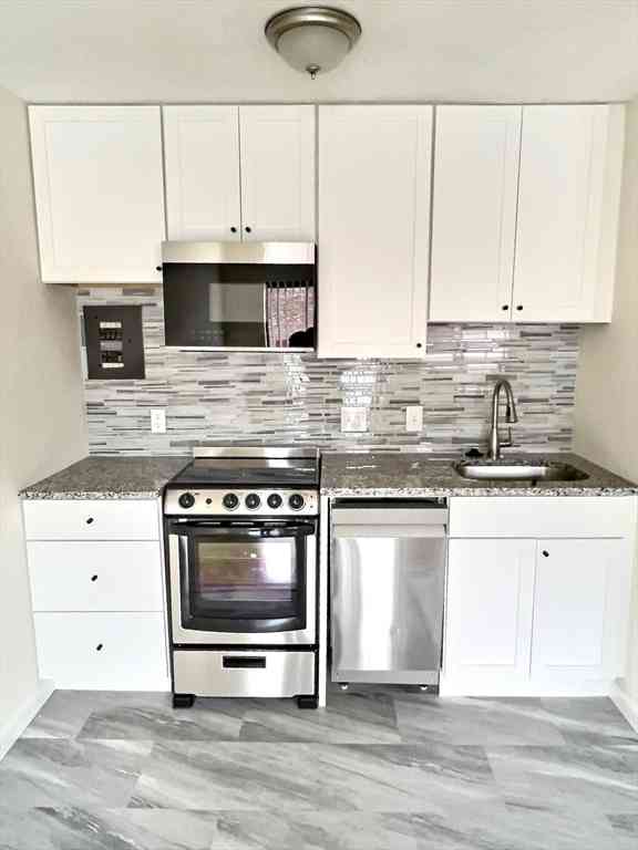 Apartment For Rent - 1027 Commonwealth Ave #24<br/> Boston, MA 02215