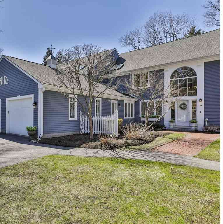 Condo For Sale - 14 Hawkswood Ests #14<br/> Amesbury, MA 01913