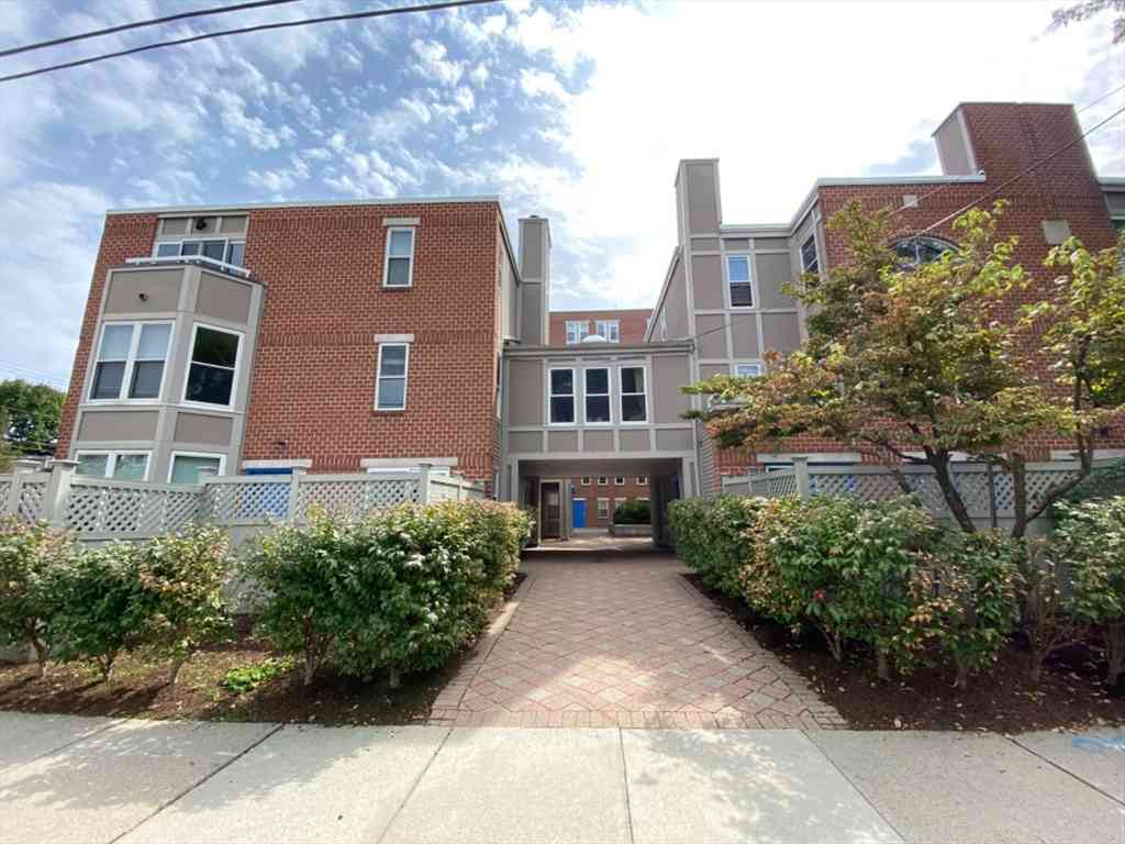 Homes For Rent - 22 Chestnut St #22<br/> Cambridge, MA 02139