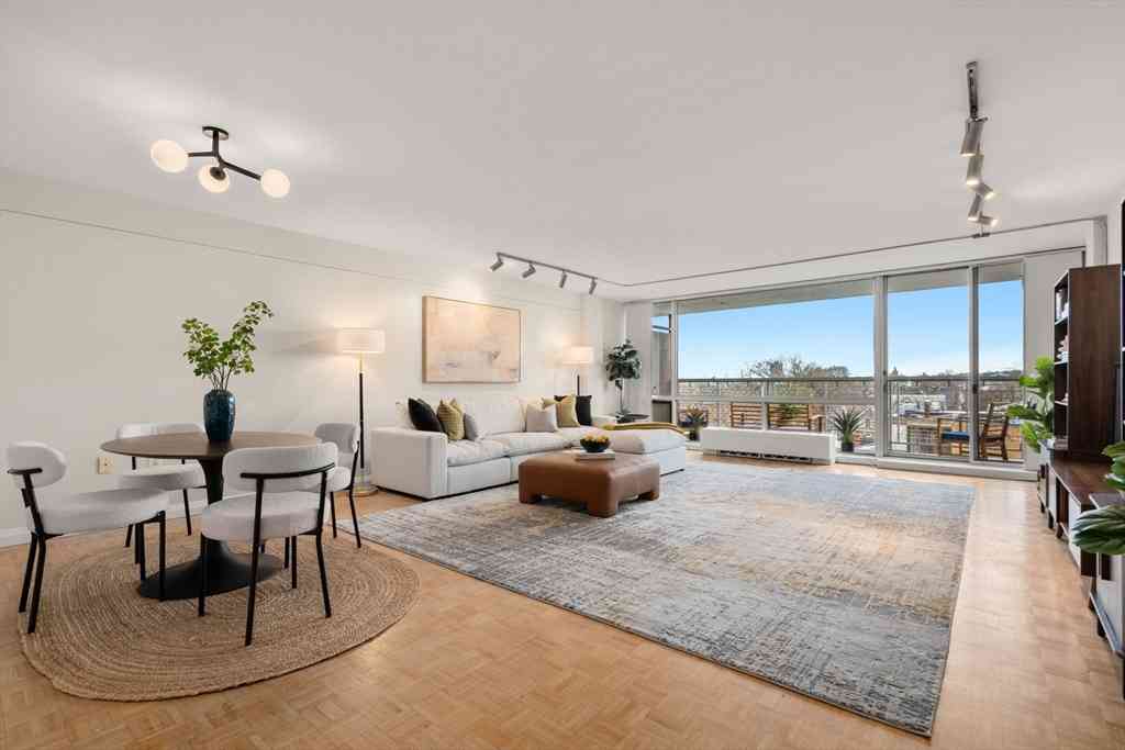 Condo For Sale - 45 Longwood Ave #801<br/> Brookline, MA 02446