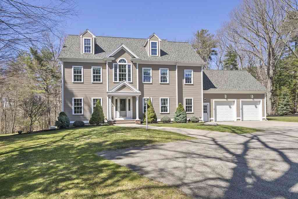 Homes For Sale - 710 Linwood Street<br/> Plymouth County, Abington, MA 02351