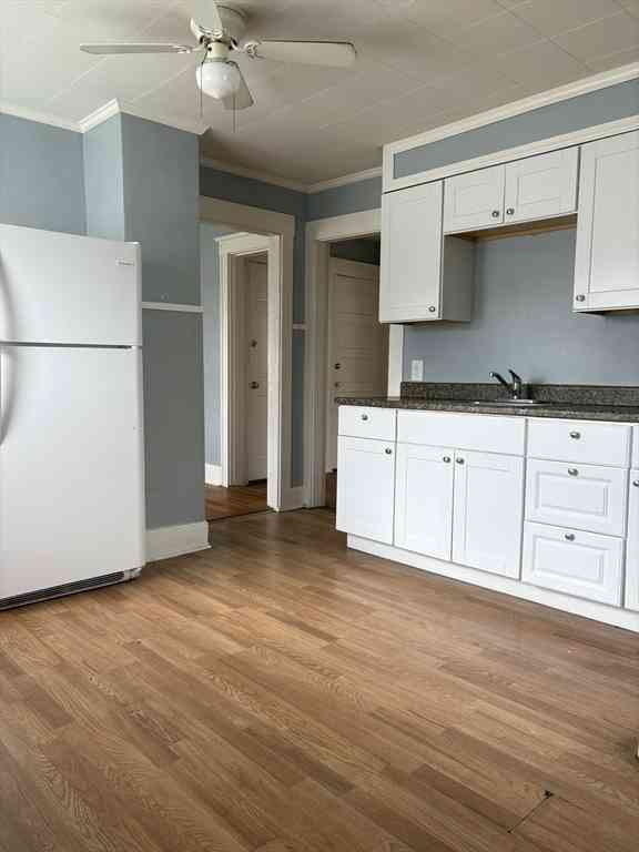 Apartment For Rent - 59 Dow Street #1<br/> Salem, MA 01970