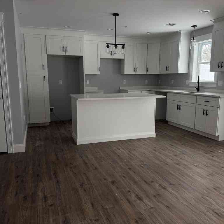 Condo For Sale - 321 Winthrop Street #107<br/> Taunton, MA 02780