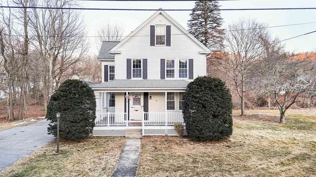 Homes For Sale - 14 School St<br/> Worcester County, Sterling, MA 01564
