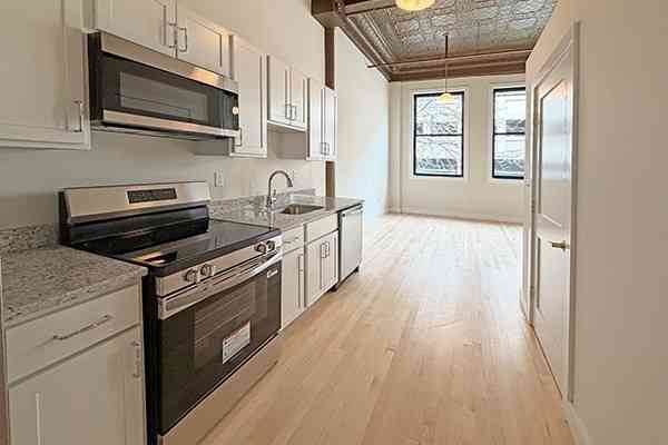 Apartment For Rent - 105 Paige St #216<br/> Lowell, MA 01852