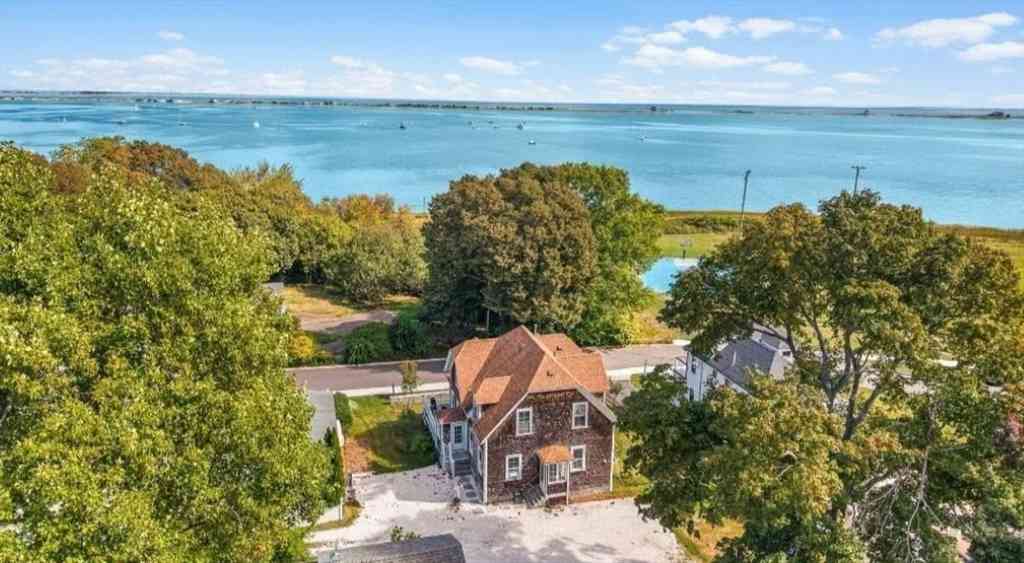 Condo For Sale - 27-1/2 Fremont St #2<br/> Plymouth, MA 02360