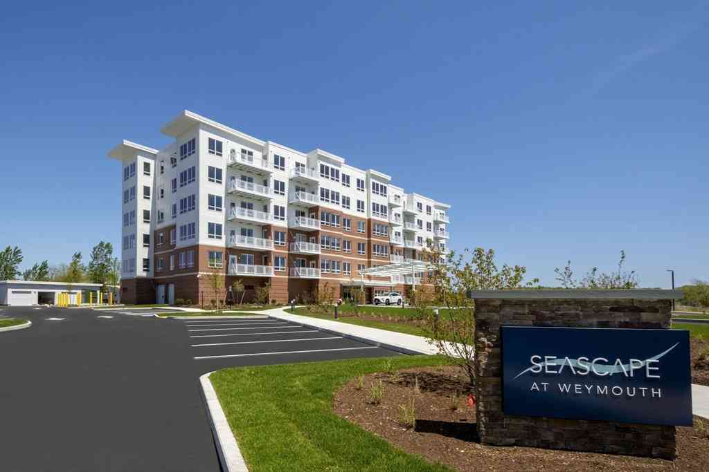 Condo For Sale - 130 Broad Reach #406<br/> Weymouth, MA 02091