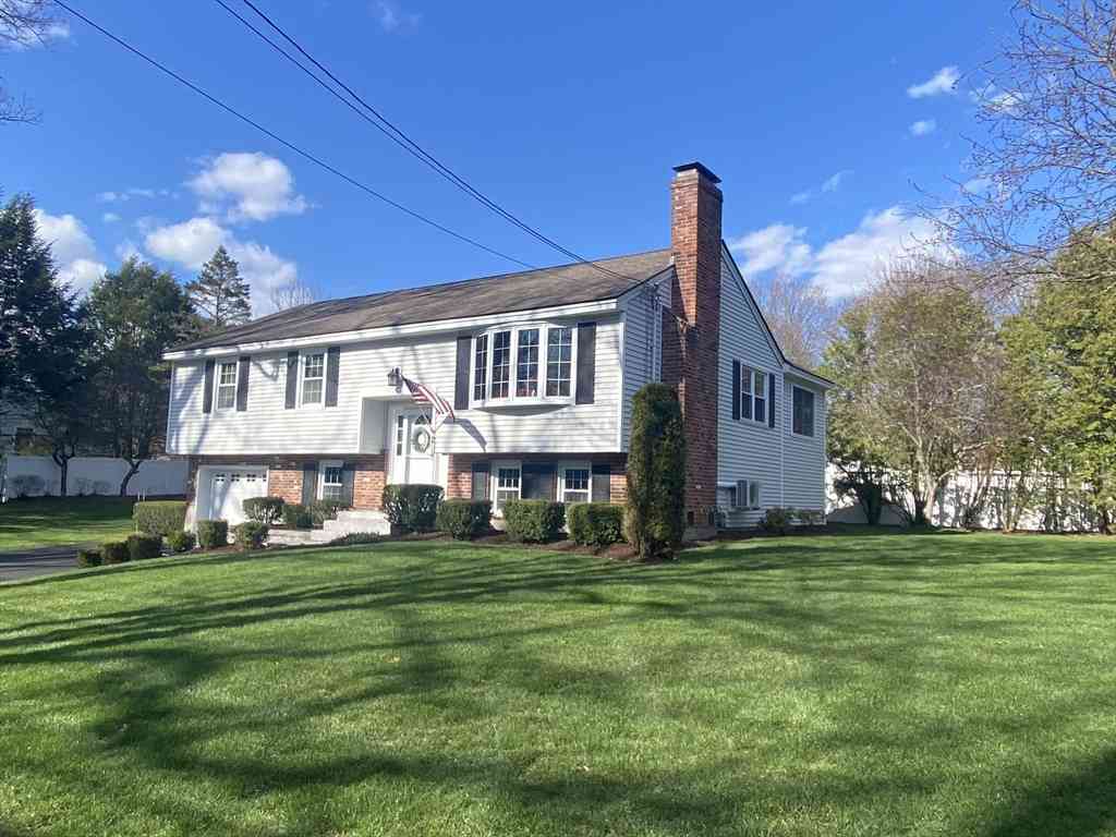 Homes For Sale - 2 Fitzpatrick Rd<br/> Worcester County, Grafton, MA 01519