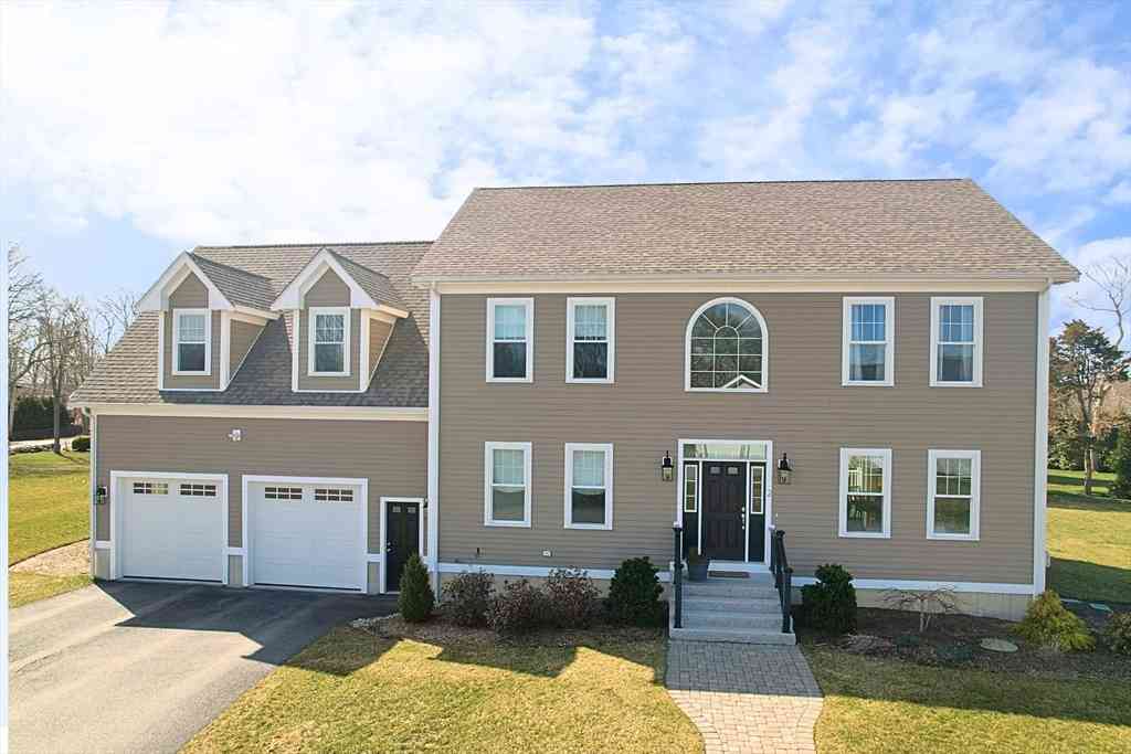 Homes For Sale - 2 Michaels Way<br/> Dartmouth, MA 02748