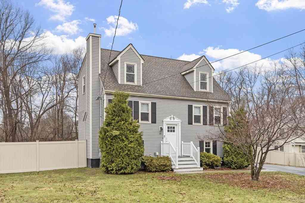 Homes For Sale - 23 Hazel Street<br/> Haverhill, MA 01832