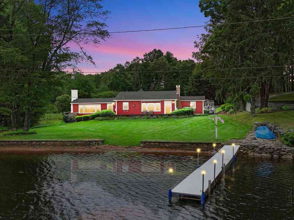 Homes For Sale - 17 Moorings Way<br/> West Brookfield, MA 01585