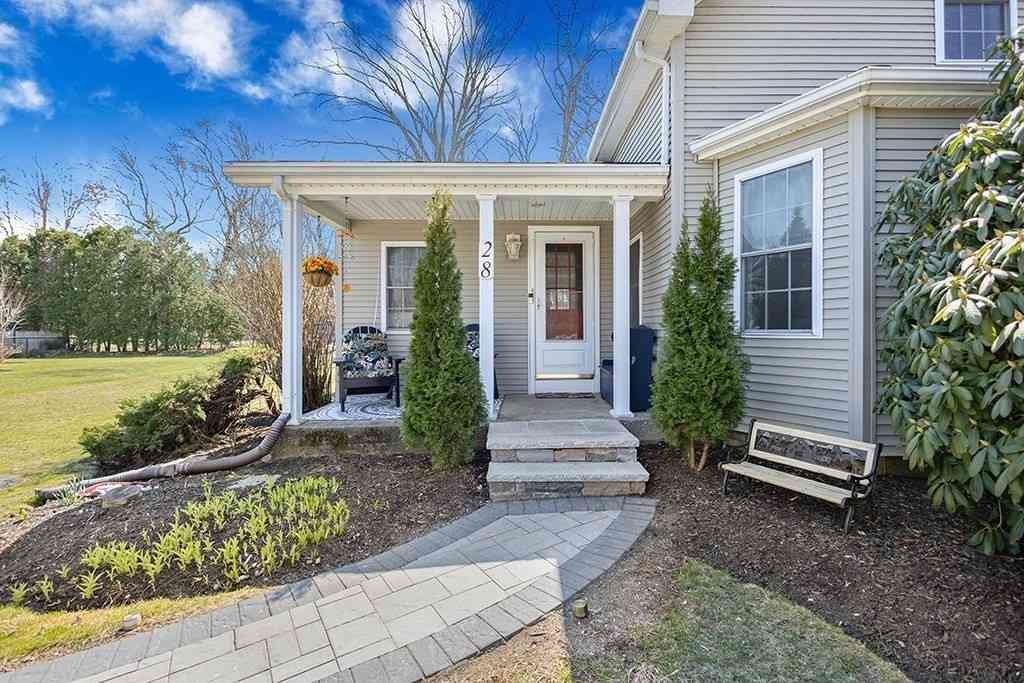 Homes For Sale - 28 Deanville Rd<br/> Attleboro, MA 02703