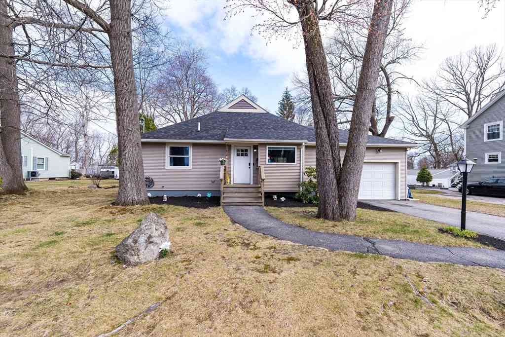 Homes For Sale - 38 Hapgood Rd<br/> Worcester, MA 01605