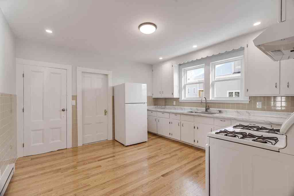 Apartment For Rent - 11 Willow Ave #2<br/> Salem, MA 01970