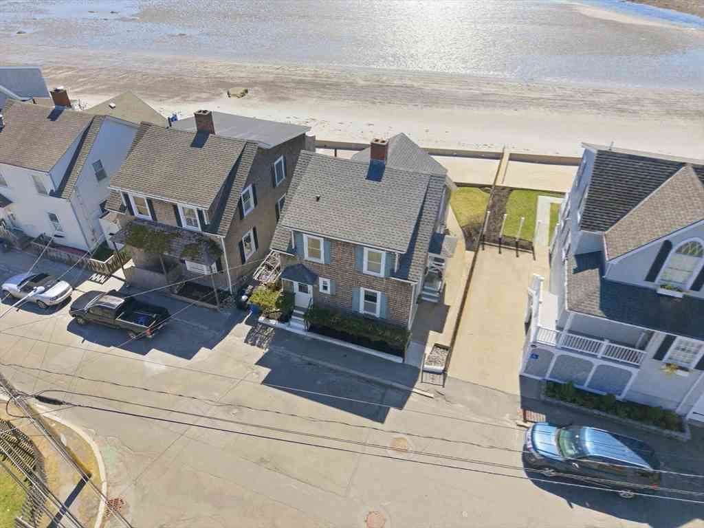 Homes For Sale - 85 Willow Rd<br/> Nahant, MA 01908