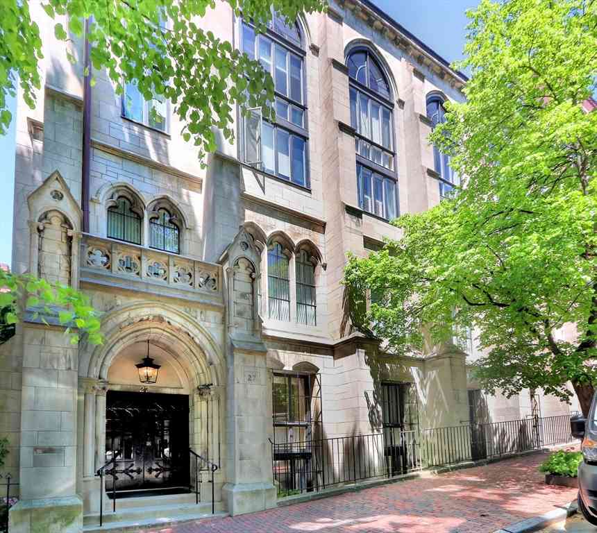 Condo For Sale - 27 Chestnut #4C<br/> Boston, MA 02108