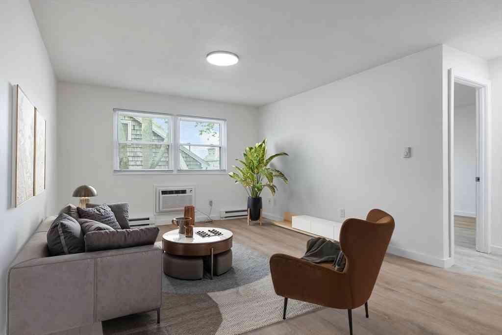 Apartment For Rent - 303 Broadway #A1<br/> Lynn, MA 01904