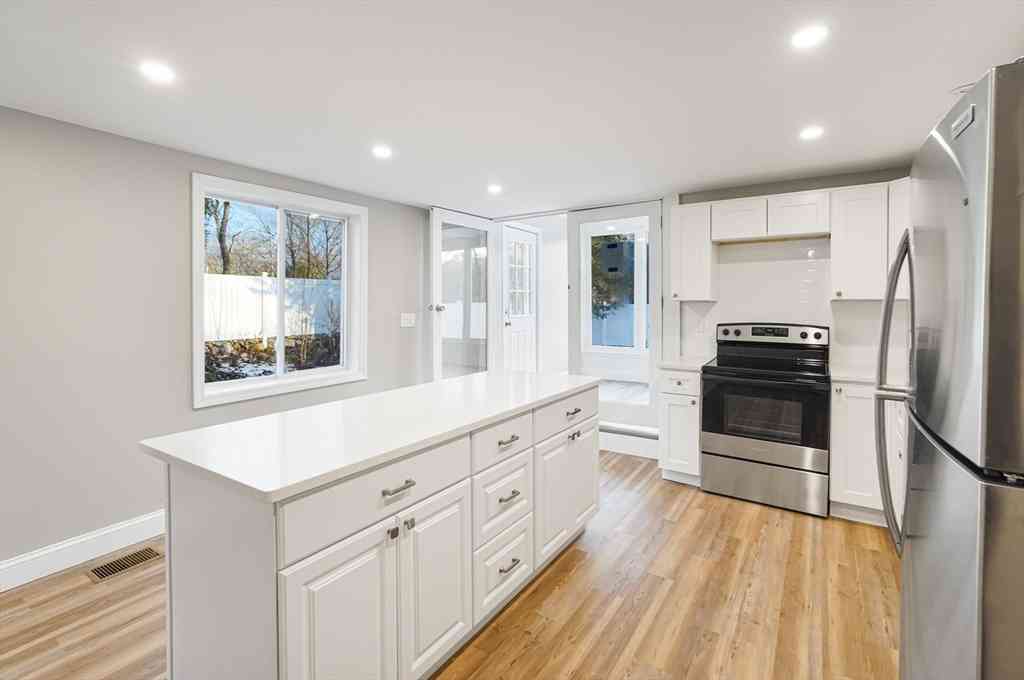 Condo For Sale - 98 Southville #B<br/> Southborough, MA 01772