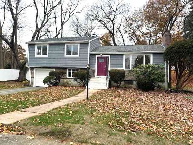 Homes For Rent - 11 Ashmont Road #11<br/> Wellesley, MA 02481