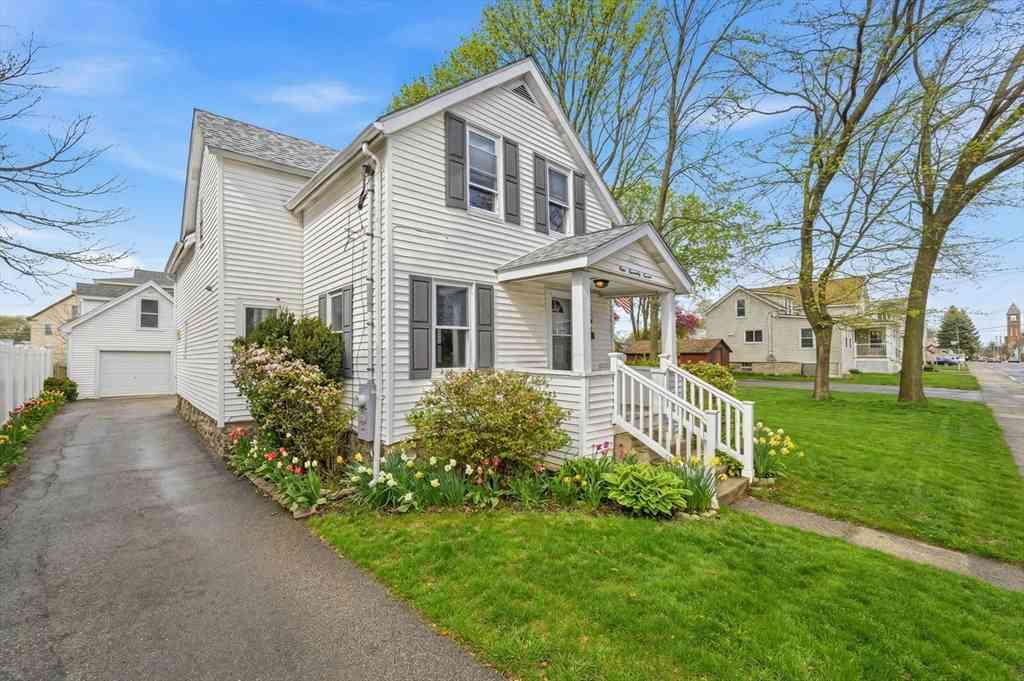 Homes For Sale - 177 Chestnut St<br/> Marlborough, MA 01752