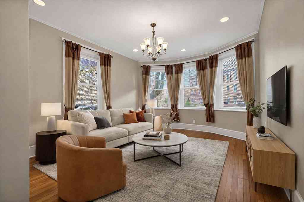 Condo For Sale - 164 Strathmore R #4<br/> Boston, MA 02135