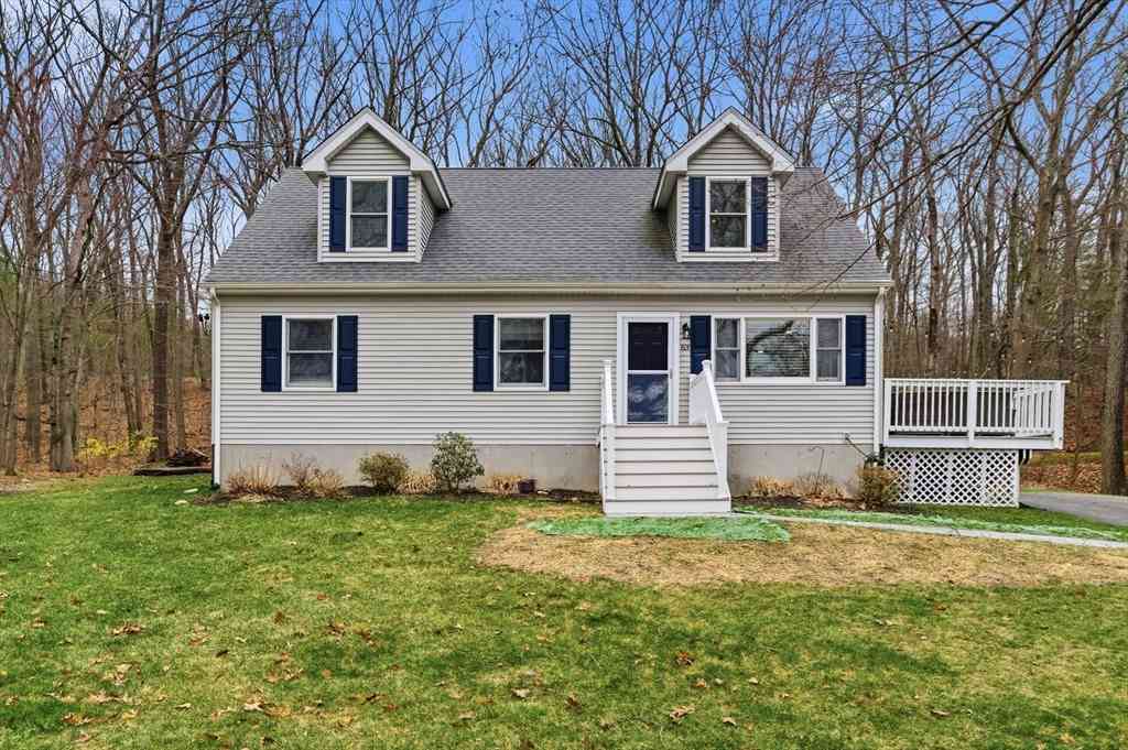 Homes For Sale - 63 Klondike Rd.<br/> Worcester County, Dudley, MA 01571