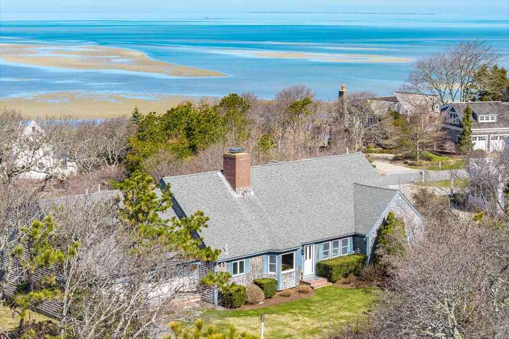 Homes For Sale - 17 Barberry Ln<br/> Barnstable County, Brewster, MA 02631