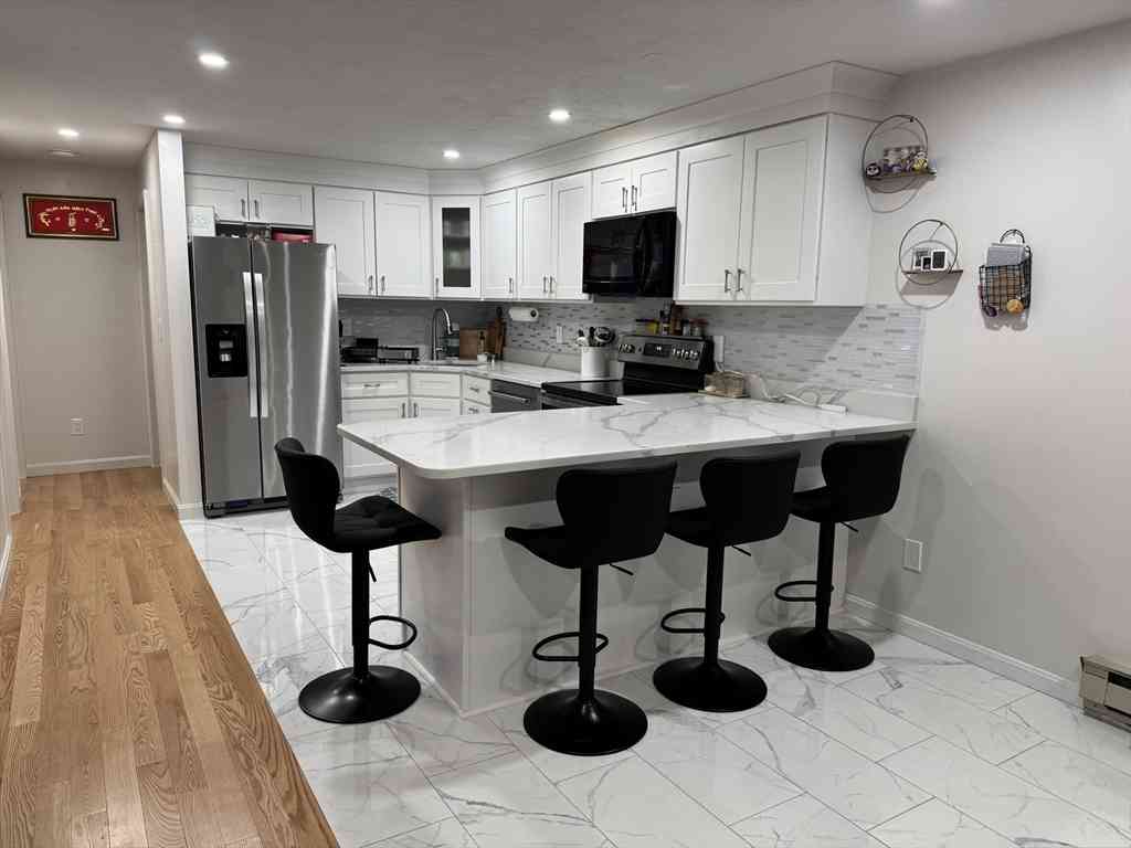 Condo For Sale - 75 Huntoon Memorial Hwy #4-3<br/> Leicester, MA 01524
