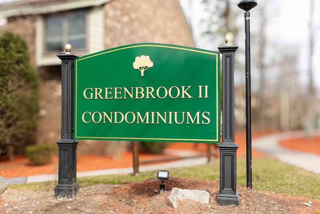 Condo For Sale - 127 Greenbrook Dr #127<br/> Norfolk County, Stoughton, MA 02072